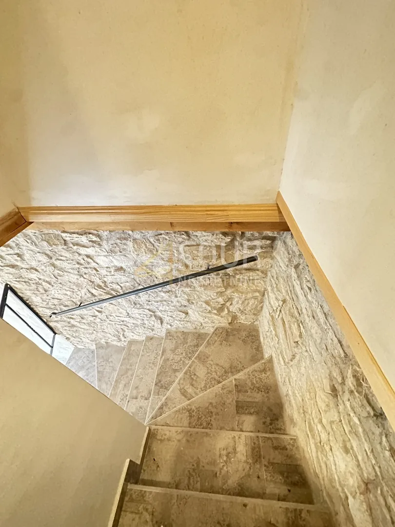pula, monte zaro, dvije kuće - tri stambene jedinice, 251m2 - slika 7