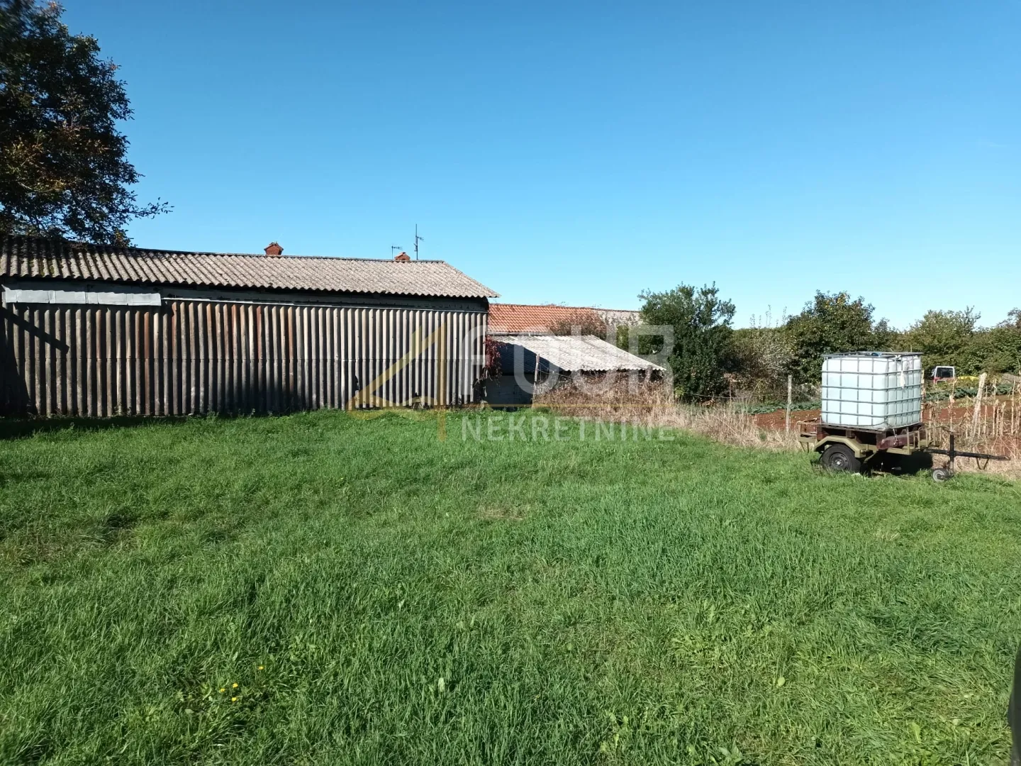 istra, oprtalj - okolica, građevinsko zemljište, 453m2 - slika 3