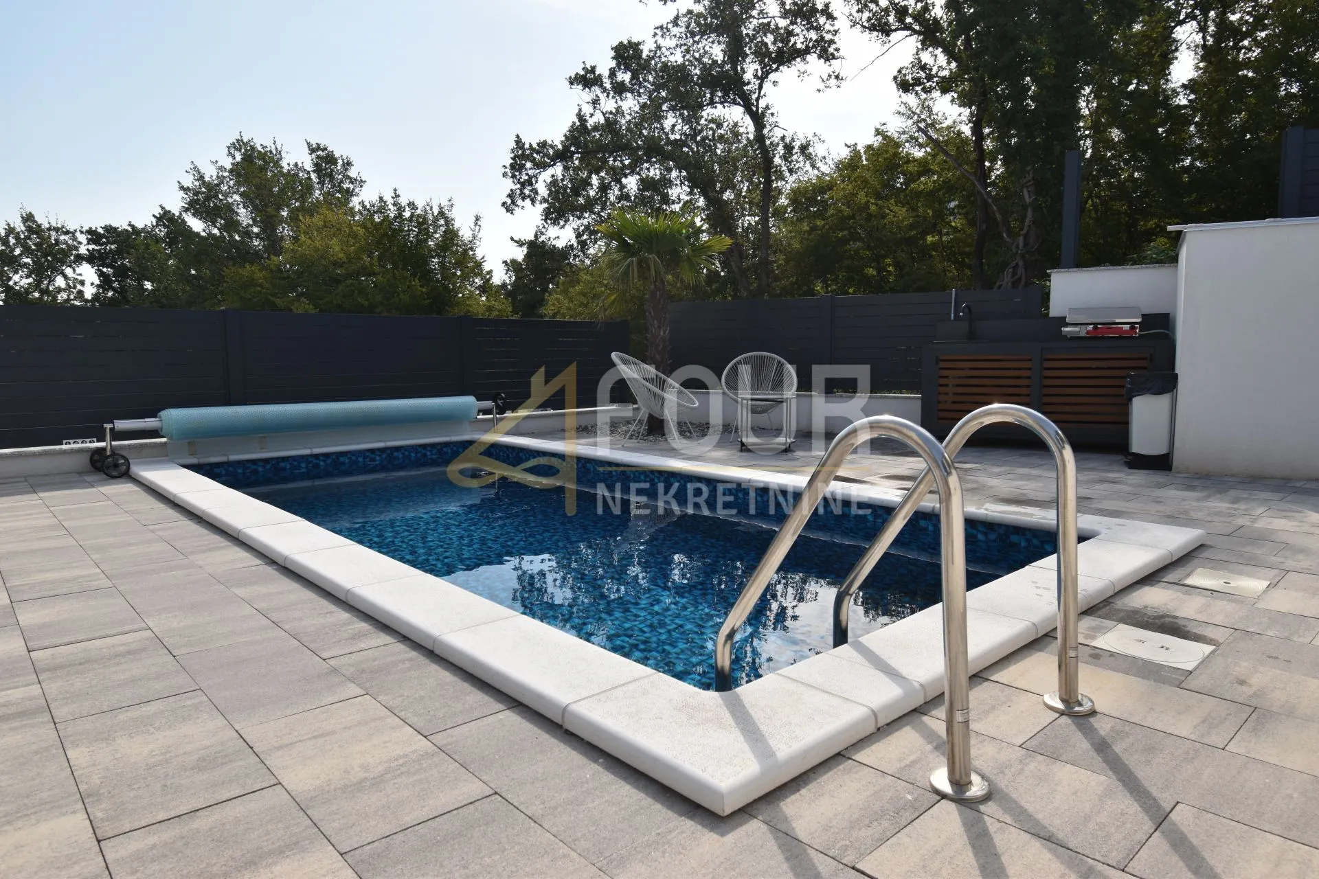 Otok Krk, Malinska, novogradnja, 88.42m2, 3s+db, bazen, okućnica - Malinska, Malinska-Dubašnica