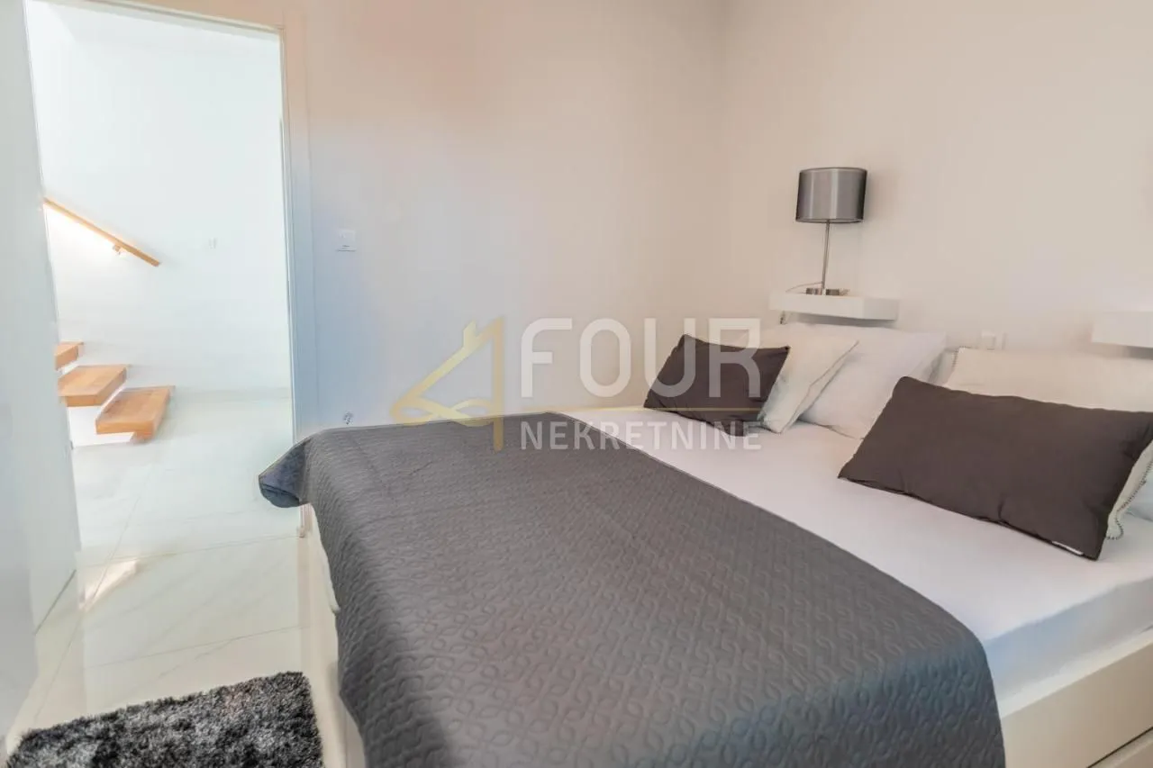 opatija, pobri, moderna luksuzna vila s infinity bazenom i panoramskim pogledom - slika 22