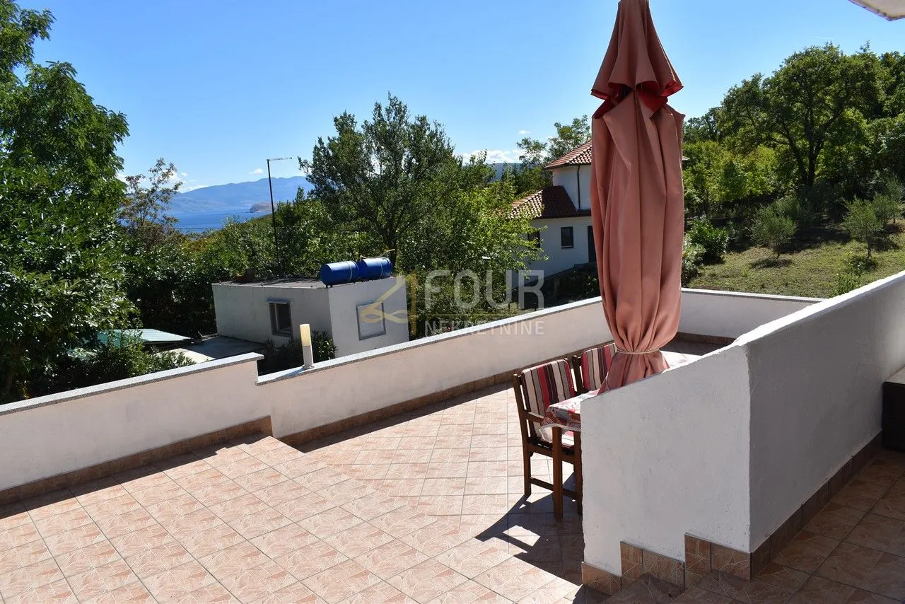 otok krk, kuća s 3 apartmana i pogledom na more - slika 21