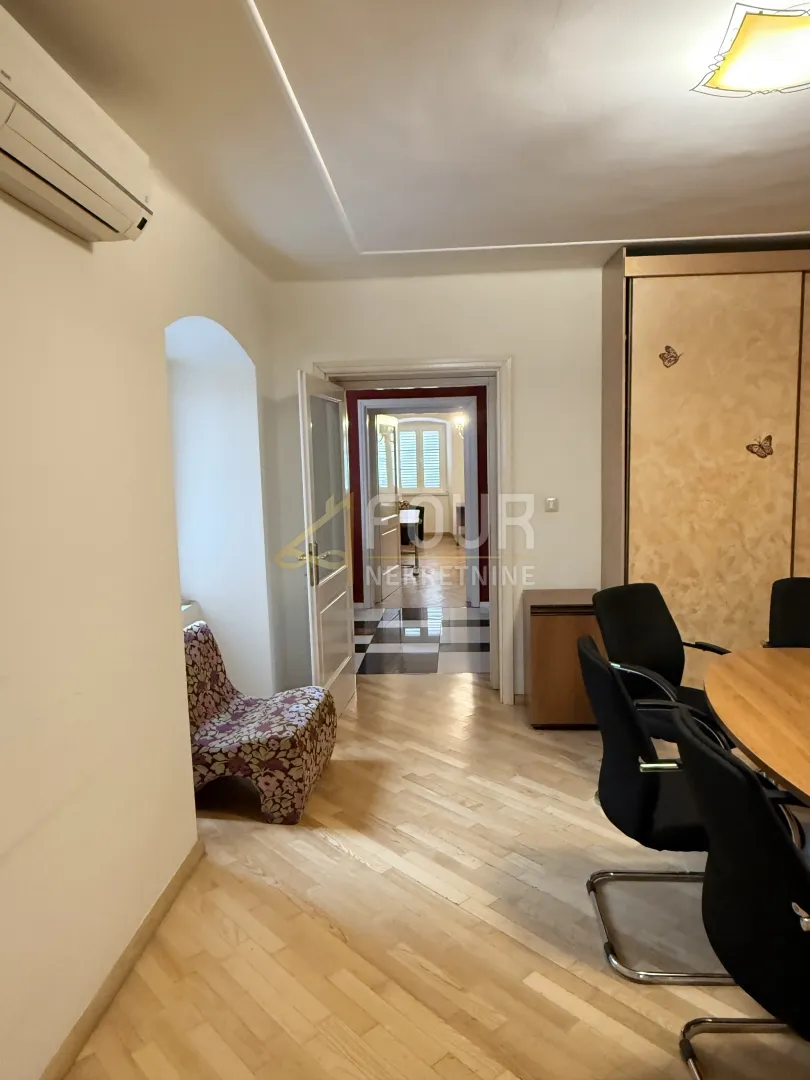 rijeka, stan na korzu, 136.17m2, balkon - slika 10
