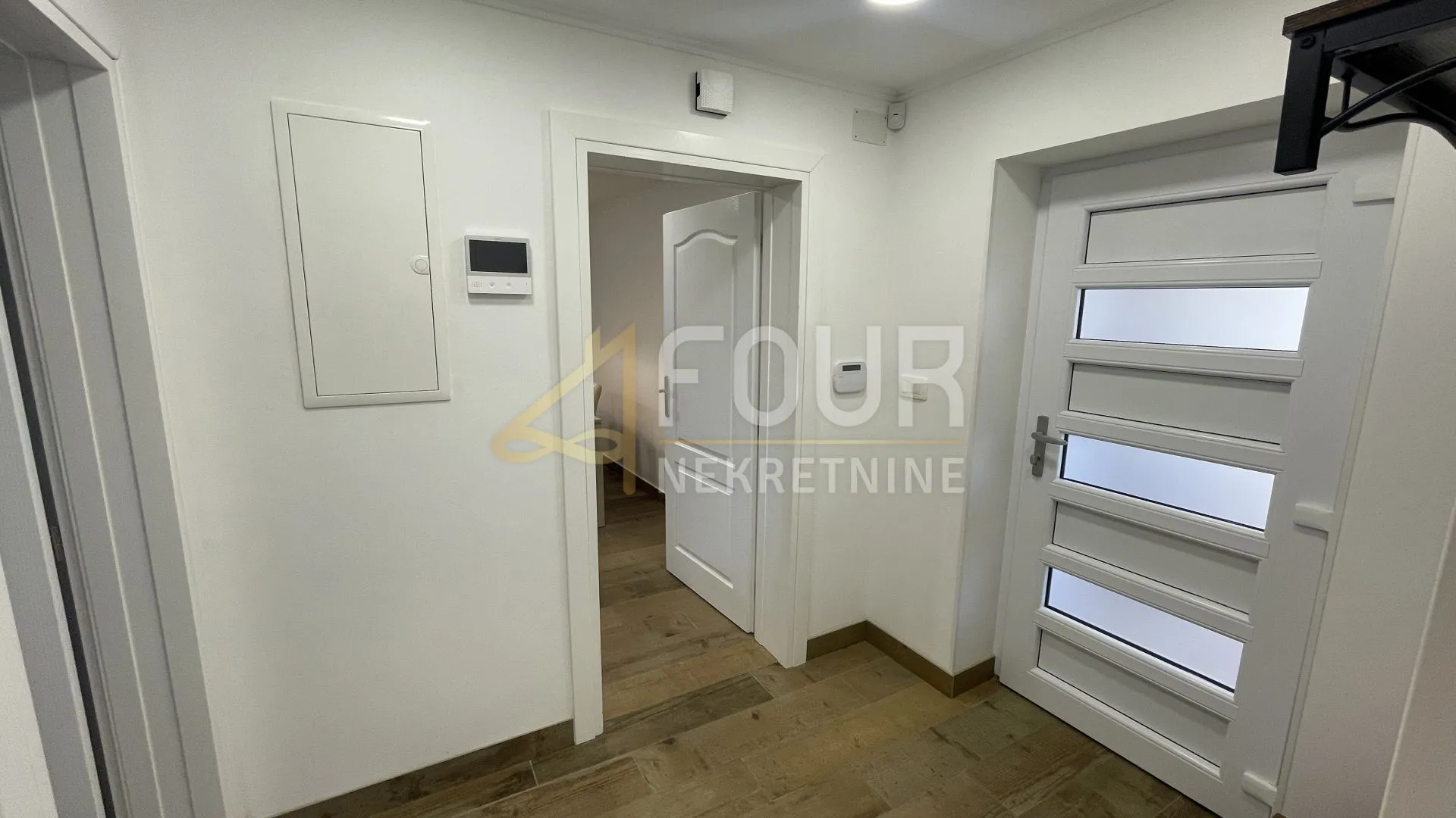 istra, poreč, kamena vila s bazenom - slika 45