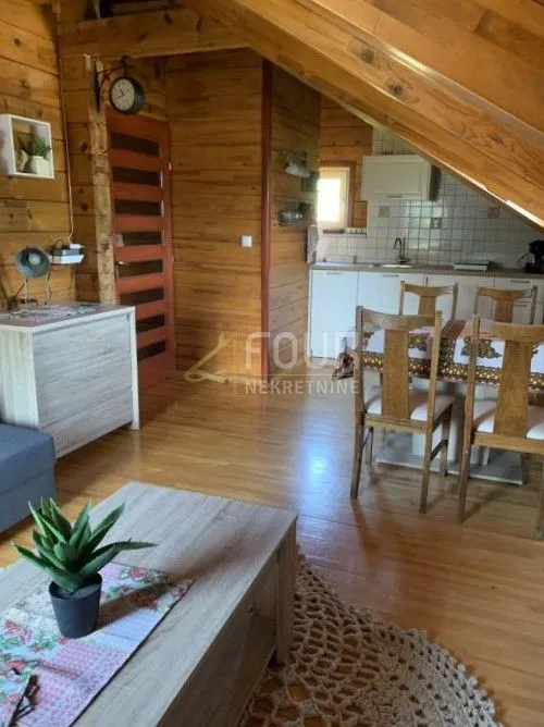 plitvička jezera - okolica, kuća s 3 stana - slika 9