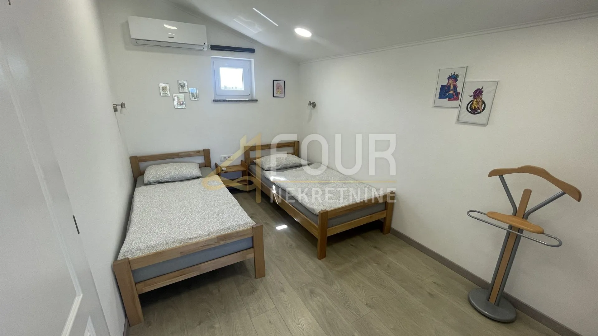 istra, poreč, kamena vila s bazenom - slika 43