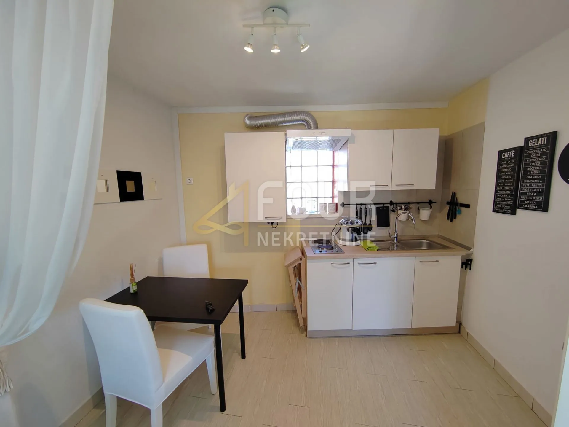 istra, rovinj, 45.50m2, dvoetažni stan - 2 apartmana! - slika 3