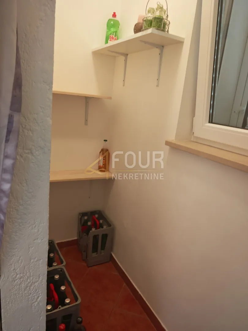 istra, medulin, dvojna kuća s tri stambene jedinice - slika 12