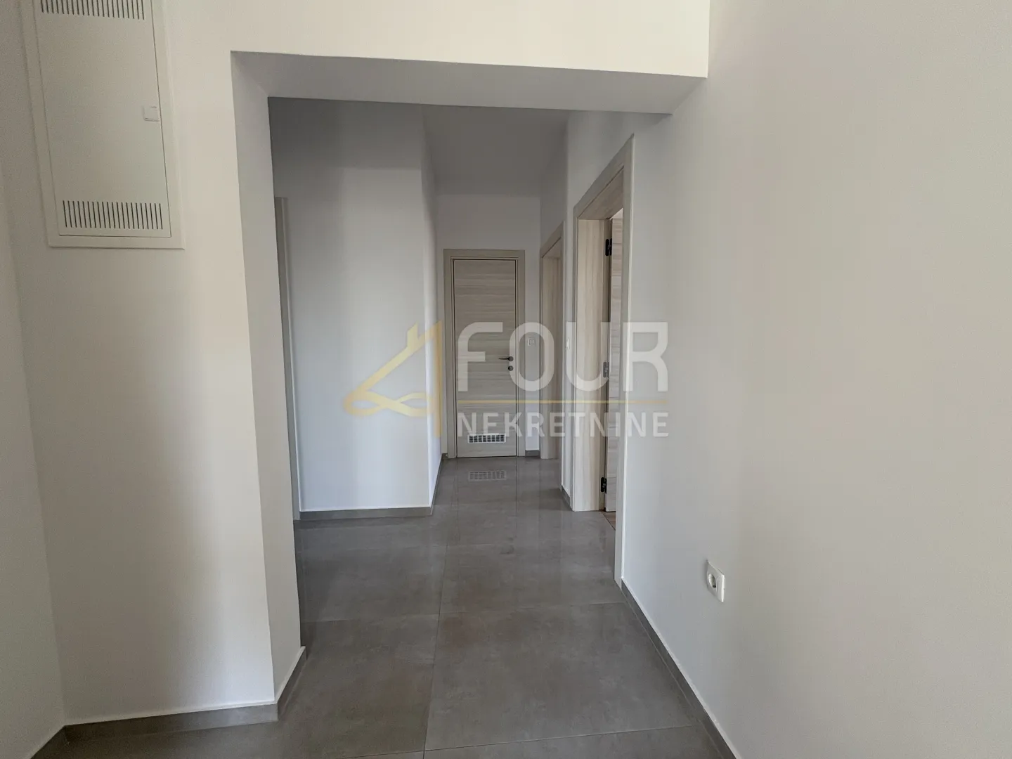 istra, šišan, novogradnja, 214m2, kuća s 2 stana + pomoćni objekt - slika 12