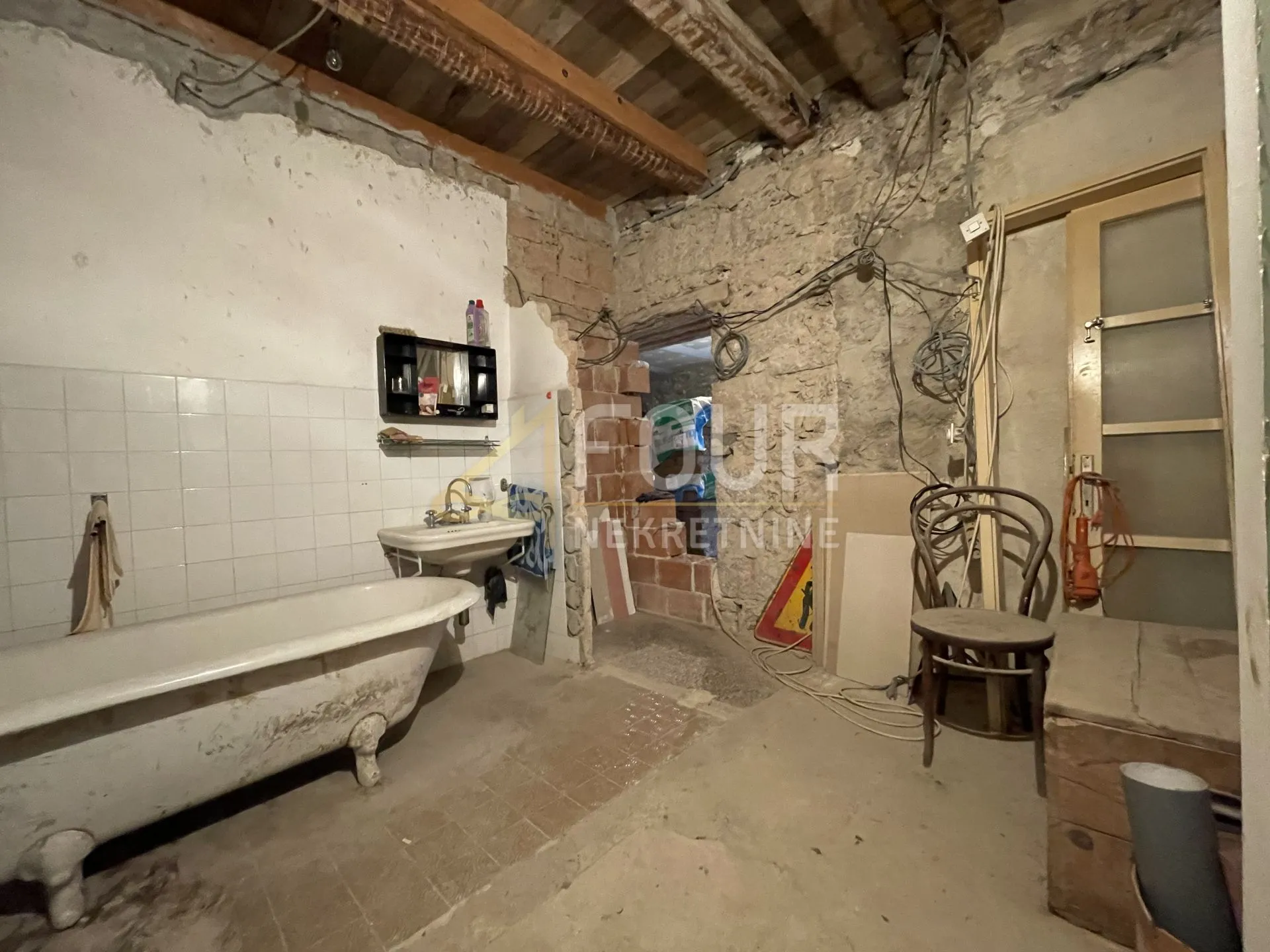 matulji, 120m2, etaža - mogućnost 2 stana - slika 6