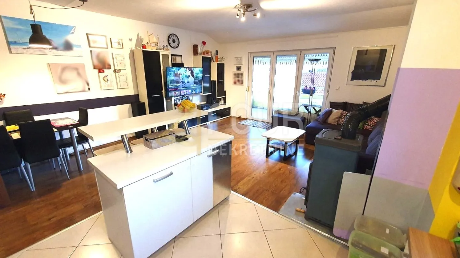 Viškovo, 2s+db, 86.48m2, balkon i lođa