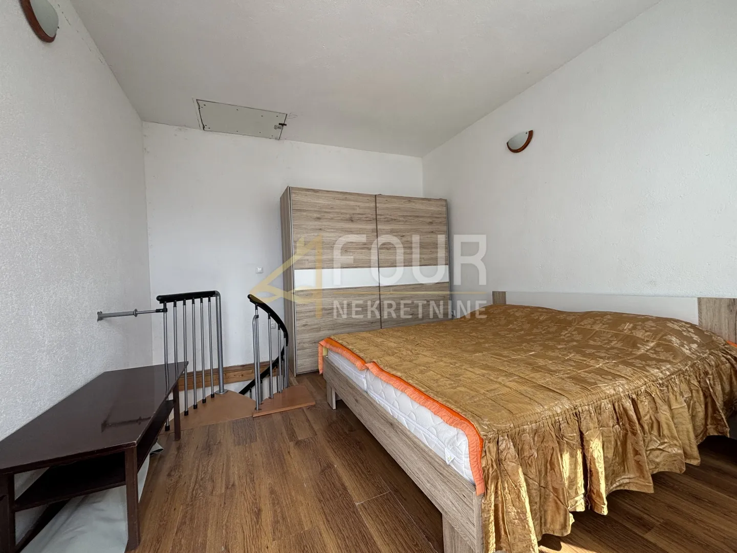 jadranovo, dvojna kuća, 50m2, pogled na more - slika 3
