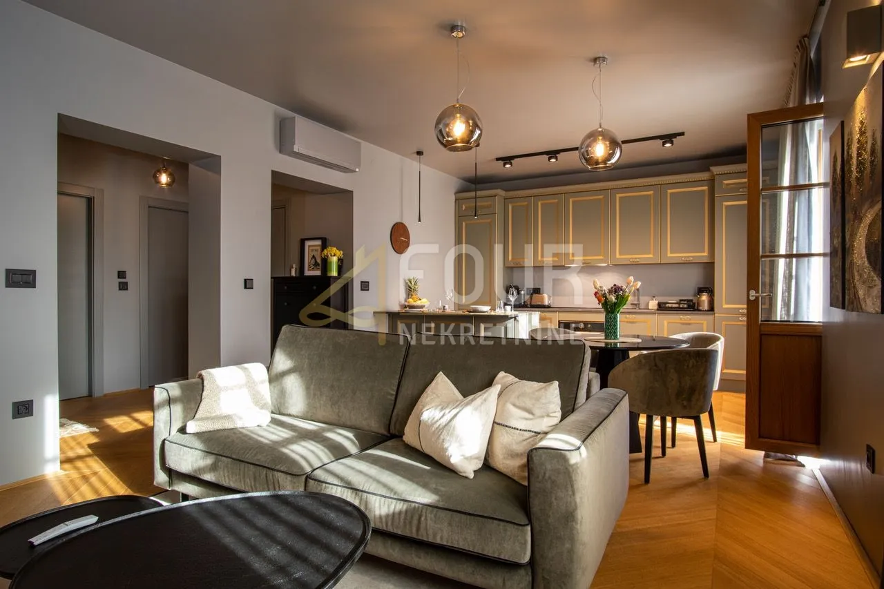Rijeka, Centar, luksuzan 2s+db, 63.28m2