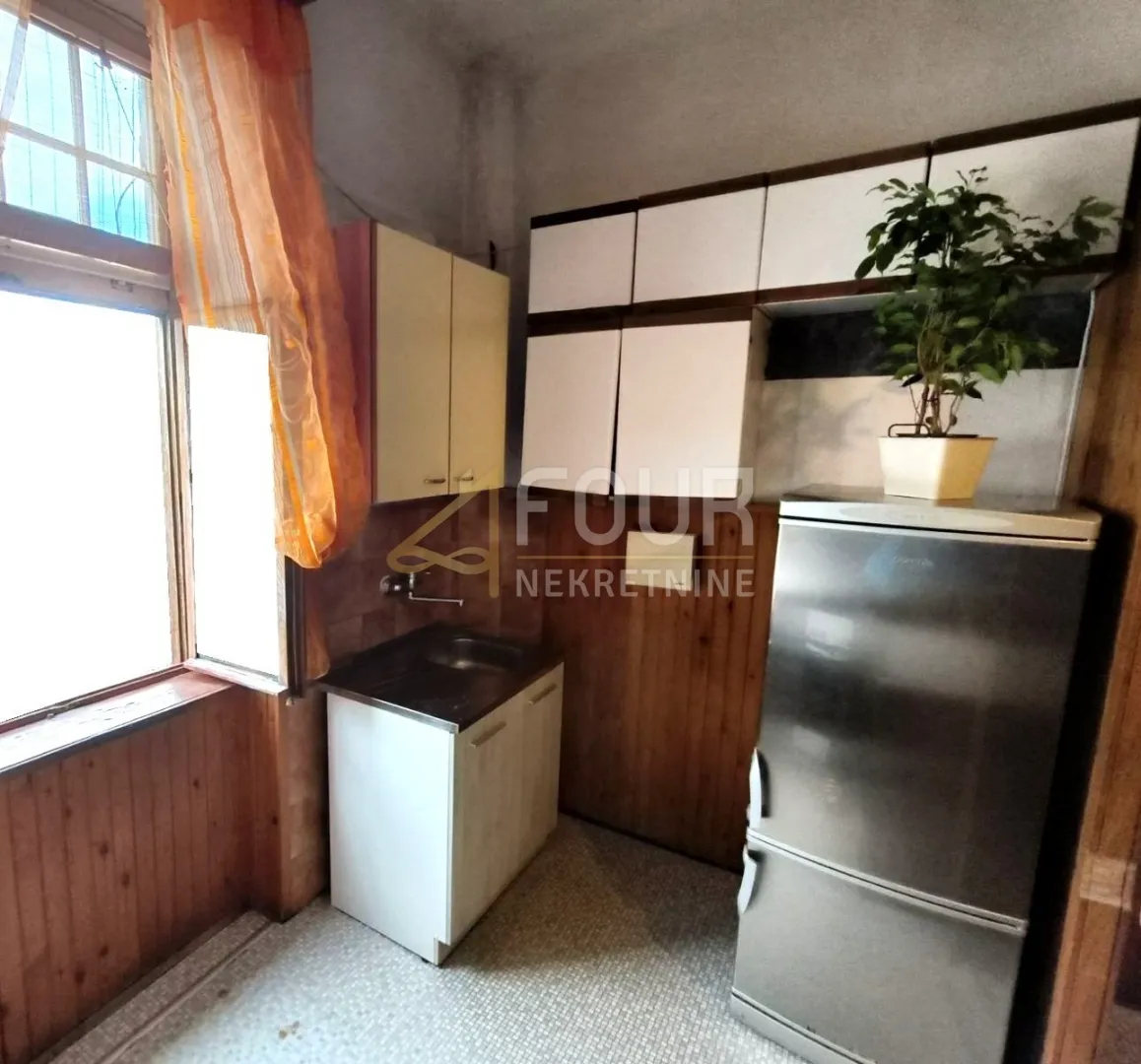 opatija - centar, 72.74m2, 3skl, balkon - slika 3