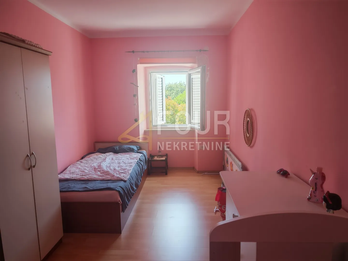istra, medulin, dvojna kuća s tri stambene jedinice - slika 11