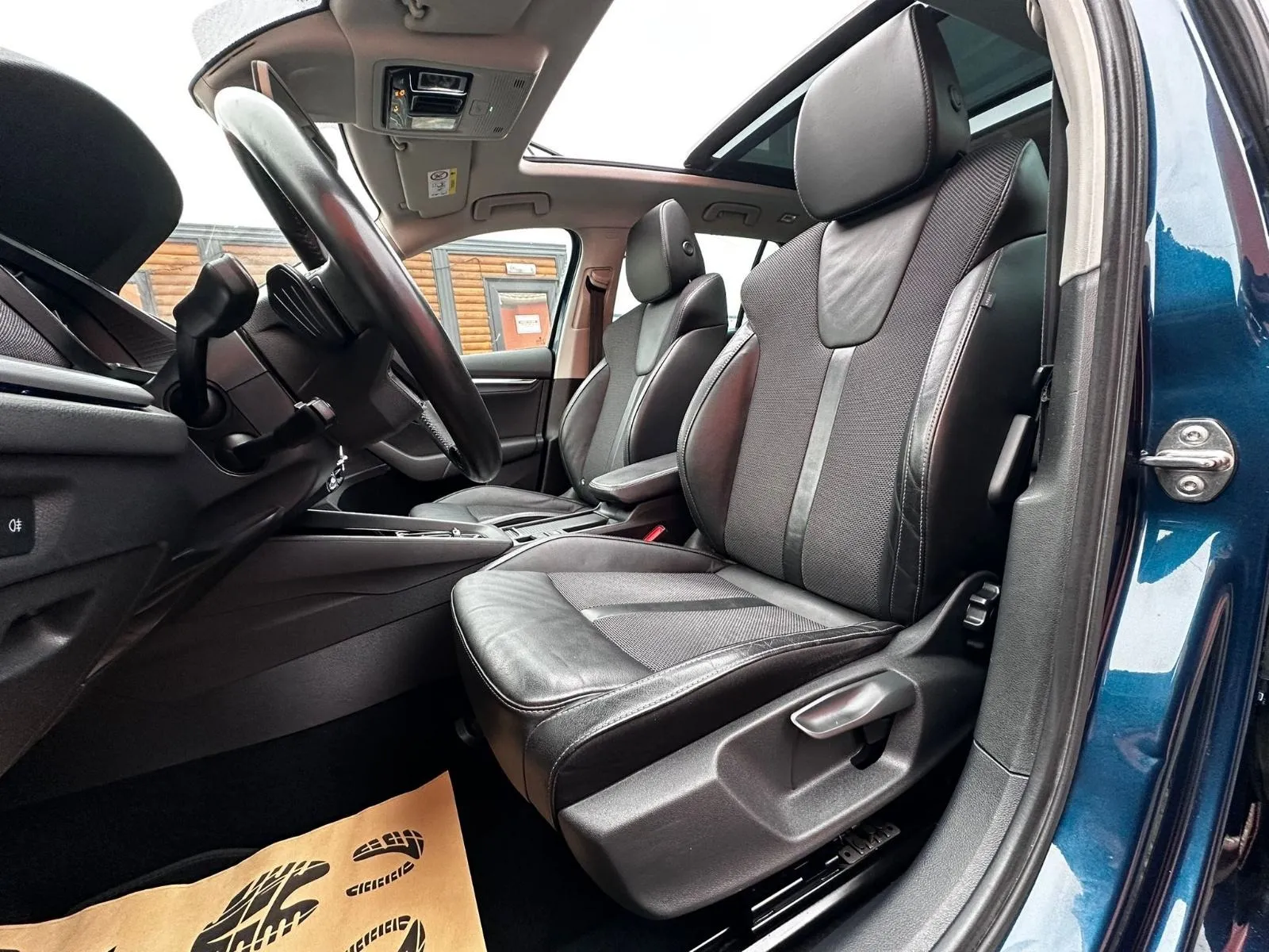škoda octavia combi 2,0 tdi automatik •2021g•pano•kamera•leasing7god - slika 8