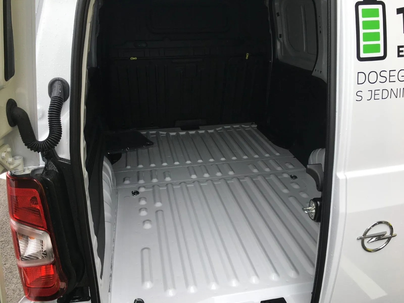 opel combo panel van enjoy l2h1 3 sjedala, 2023 god. - slika 12