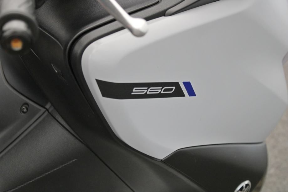 yamaha t-max 560 greymatt full led 560 cm3, 2020 god. - slika 14