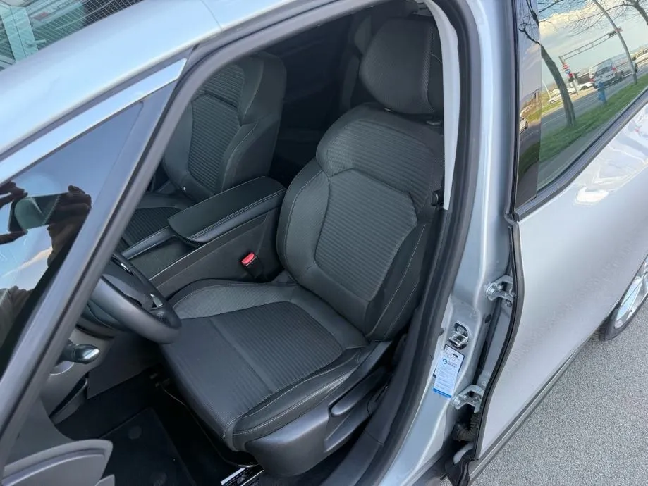 renault grand scenic dci120 automatik 7sjedala°navi°leasing bez učešća - slika 15