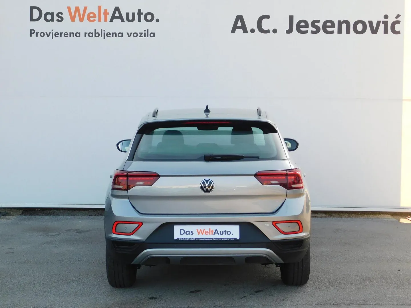 10580 volkswagen t-roc 1.0 tsi life - slika 5