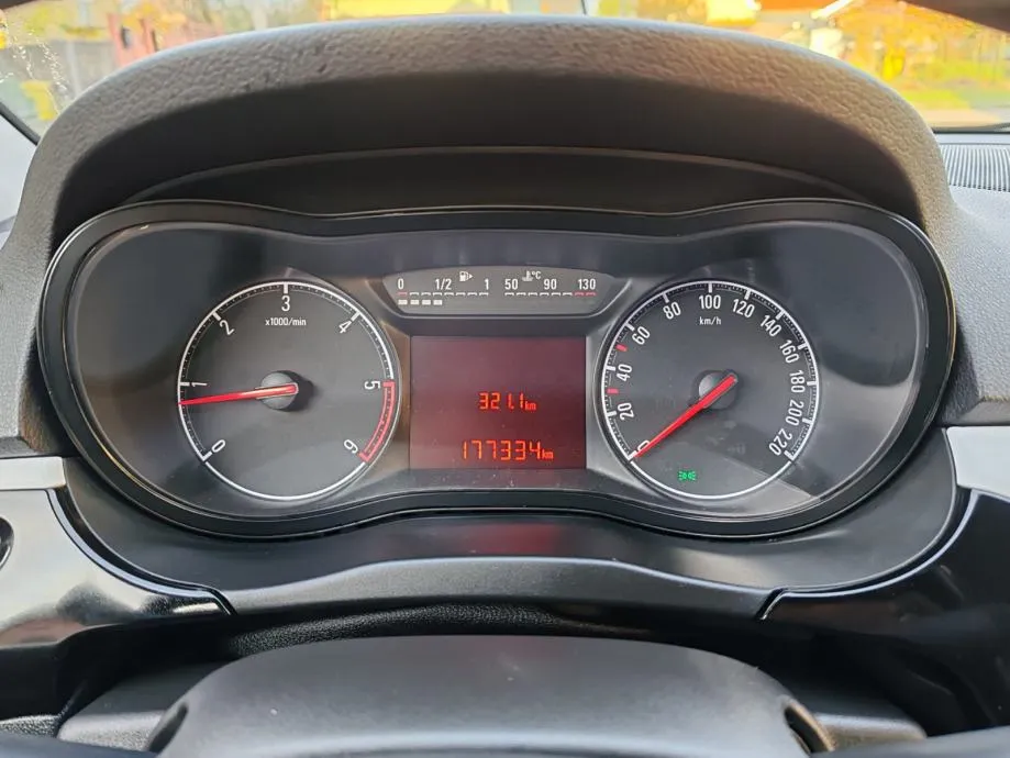 opel corsa 1,3 cdti 2016 god, 177000 km , kartice 24/36 rata - slika 17