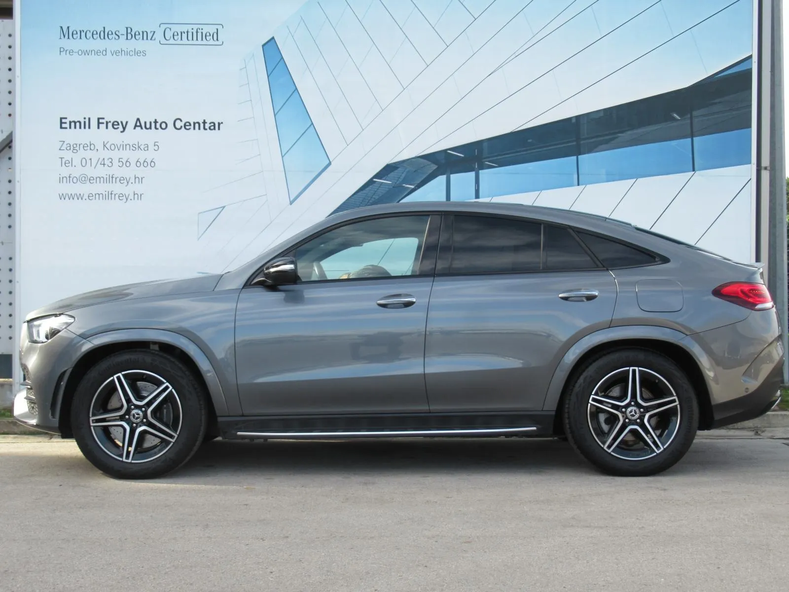 mercedes-benz gle coupe 350 de 4m amg line/night/memory/pano/keyless - slika 2