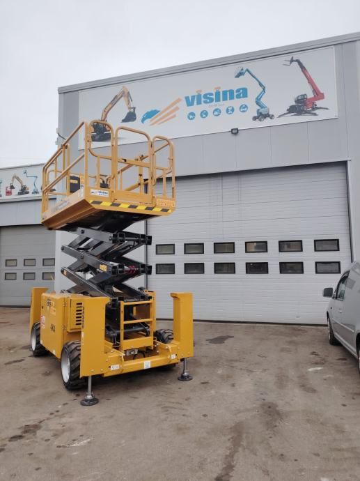 samohodna podizna platforma xcmg sa pogonom 4x4, visina 12 m - slika 2