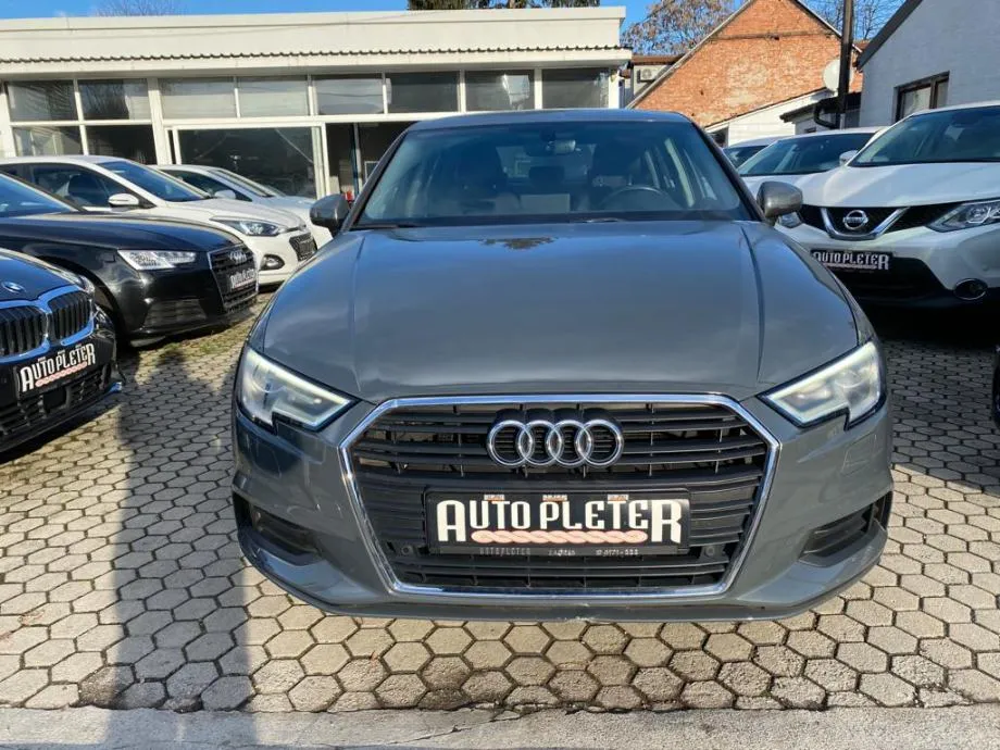 audi a3 1,6 tdi s-tronic, navi, kamera, 1. vlasnik, 4x garancija! - slika 2
