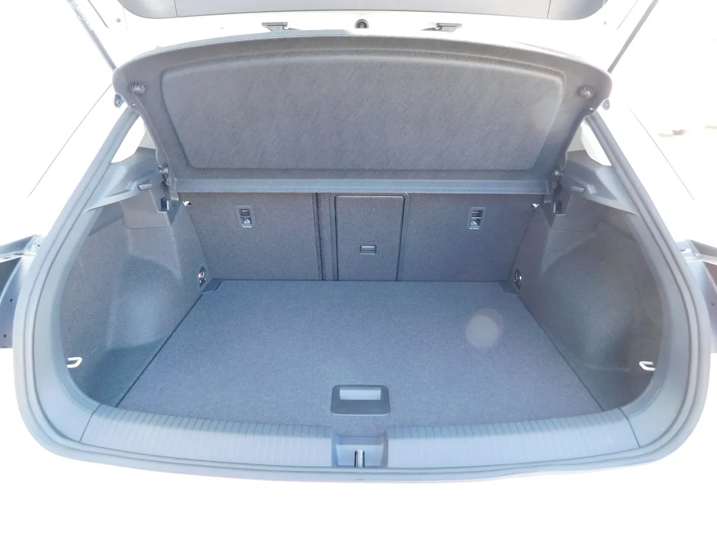 08581 volkswagen t-roc 2.0 tdi style - slika 14