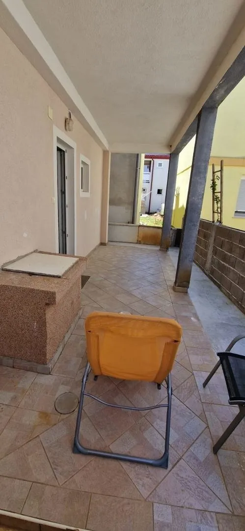 vir, kuća s 2 apartmana(148m2), 150 metara do plaže (prodaja) - slika 14