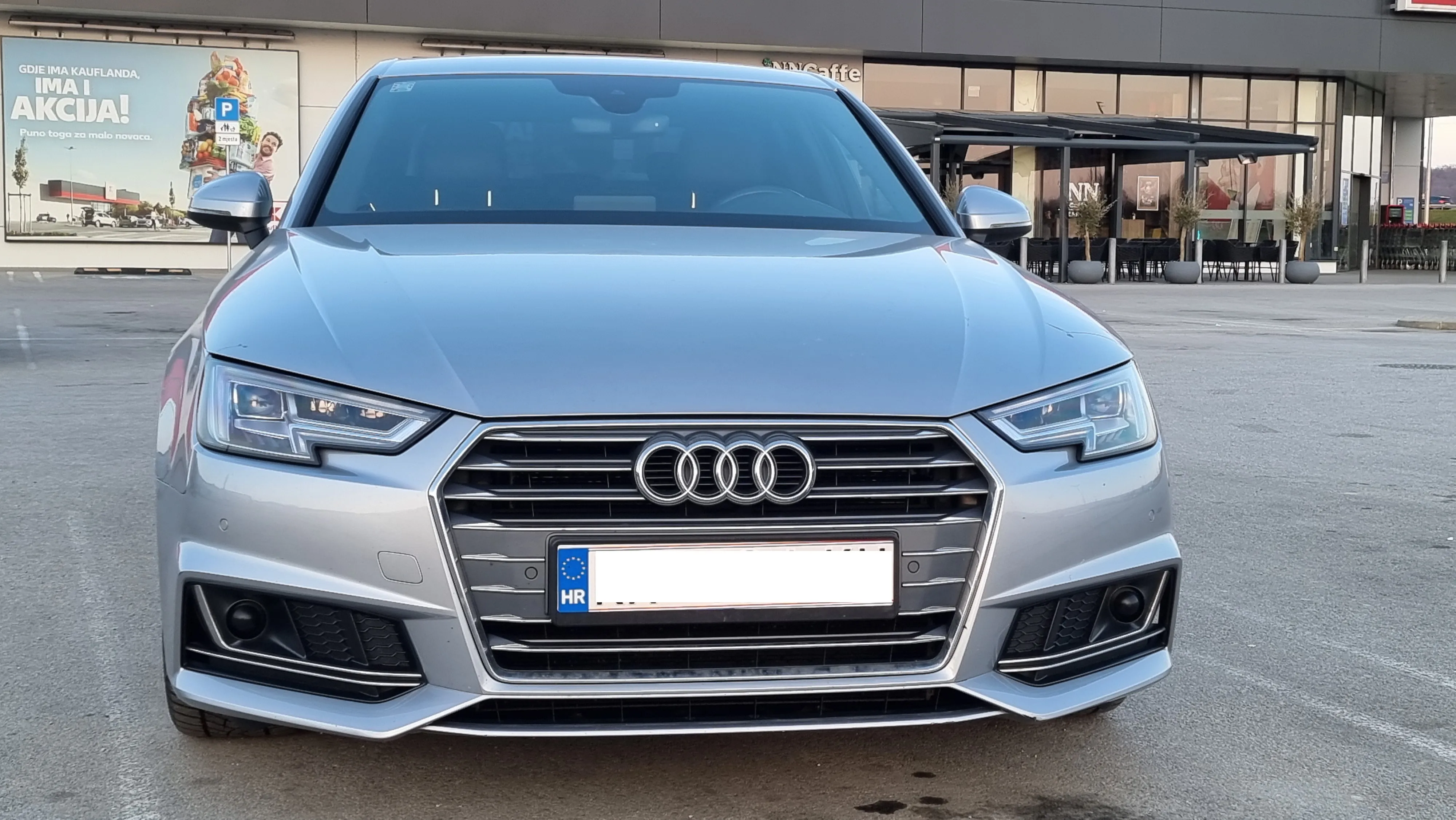 audi a4 2,0 tdi automatik, s line, led, alkantara, 140kw - slika 3