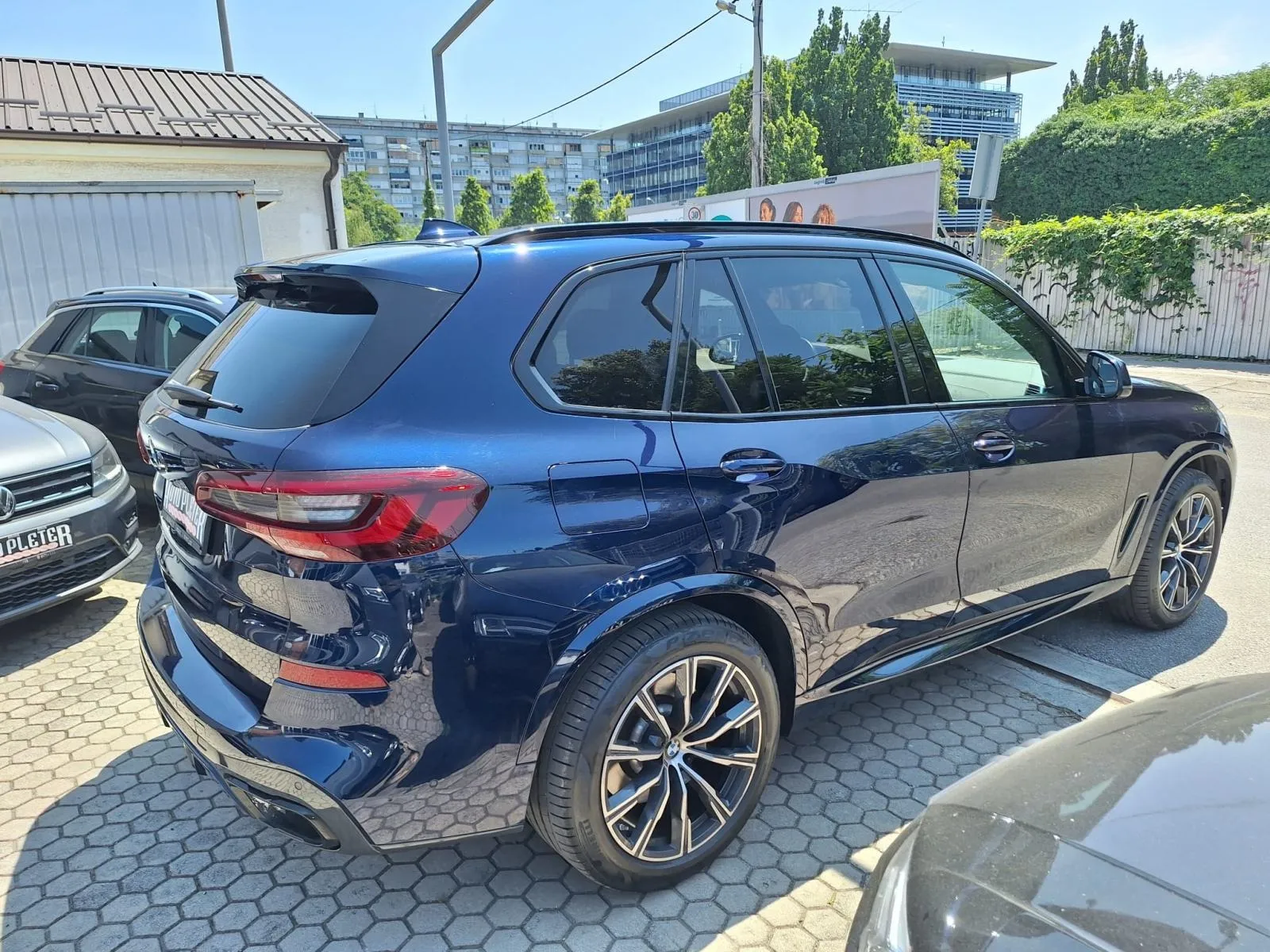 bmw x5 xdrive40d - slika 2