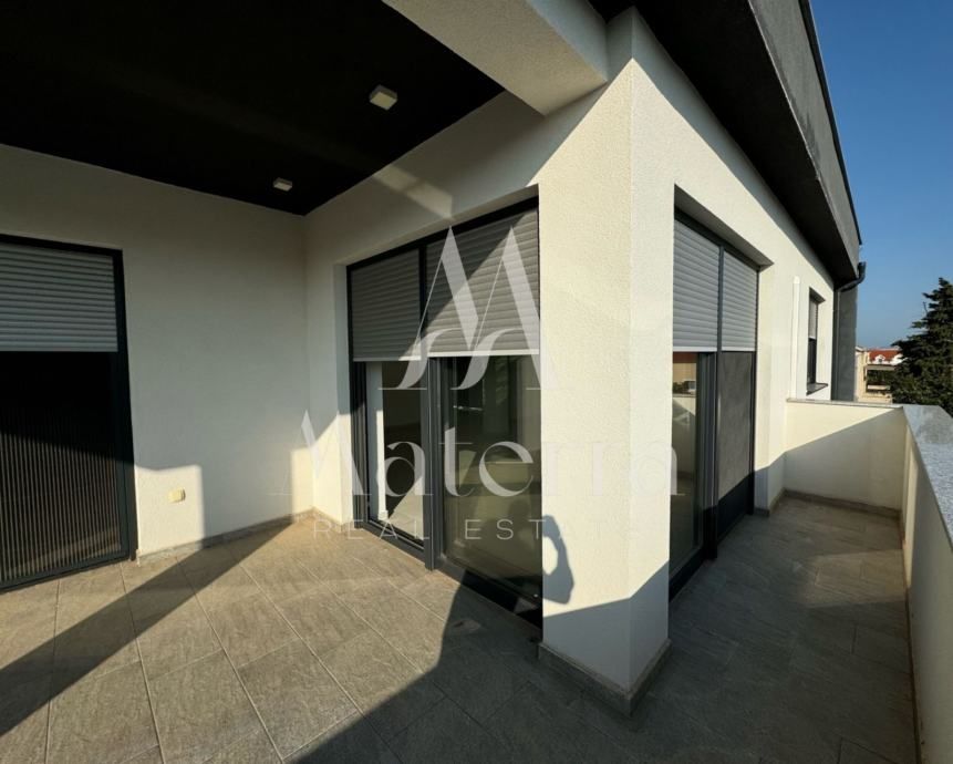 vodice, pethouse 3-soban sa krovnom terasom, blizina plaže - slika 9