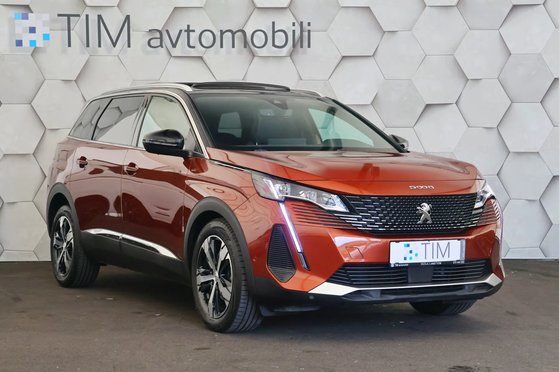 peugeot 5008 2.0bluehdi at8 gt-line 180km pano led dab 7sejedala - slika 2