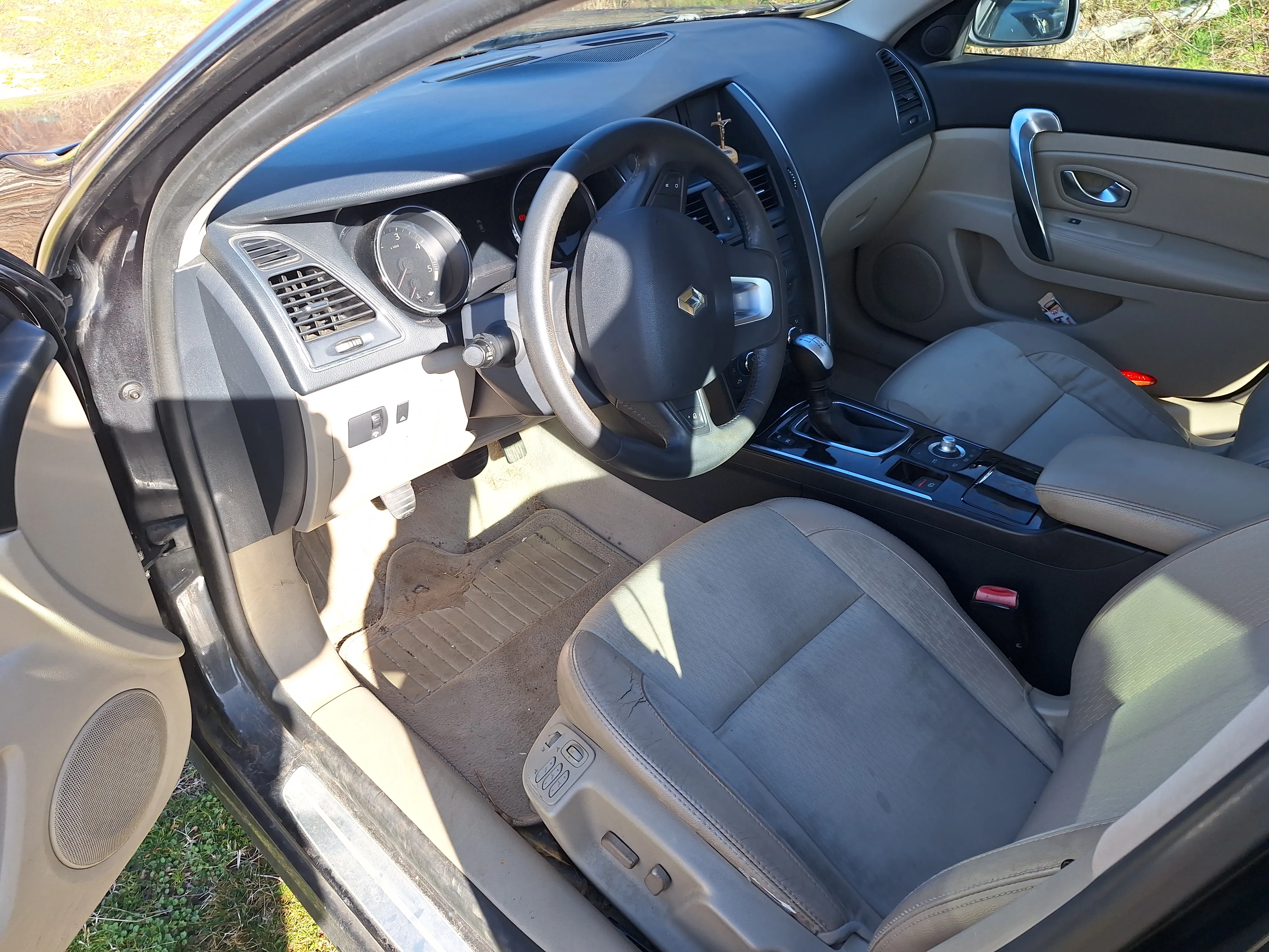 renaulut latitude, 2012g,2.0dci,hr vozilo,,reg god dana - slika 4