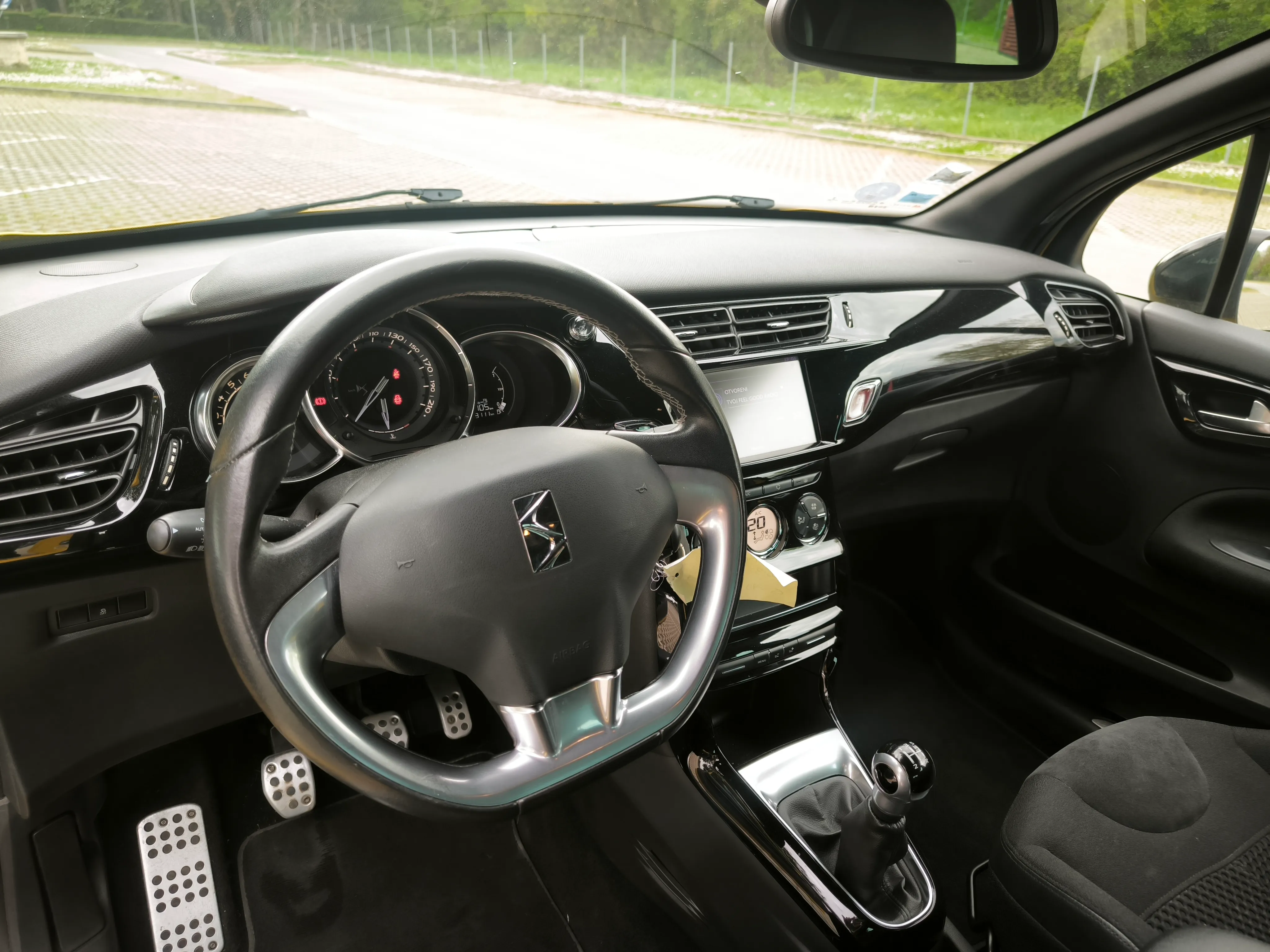 ds3, 1,2 puretech, sochic, kamera, ekstra stanje - slika 18