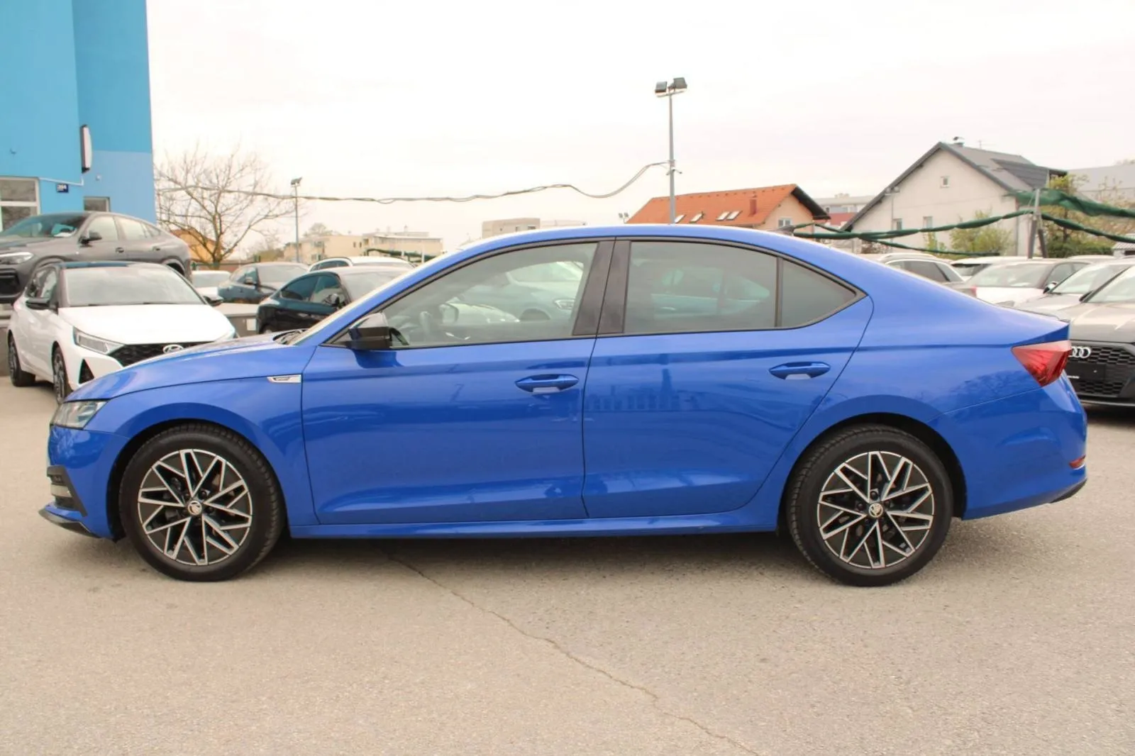 škoda octavia 2.0 tdi dsg sportline *led, navigacija, kamera* - slika 8