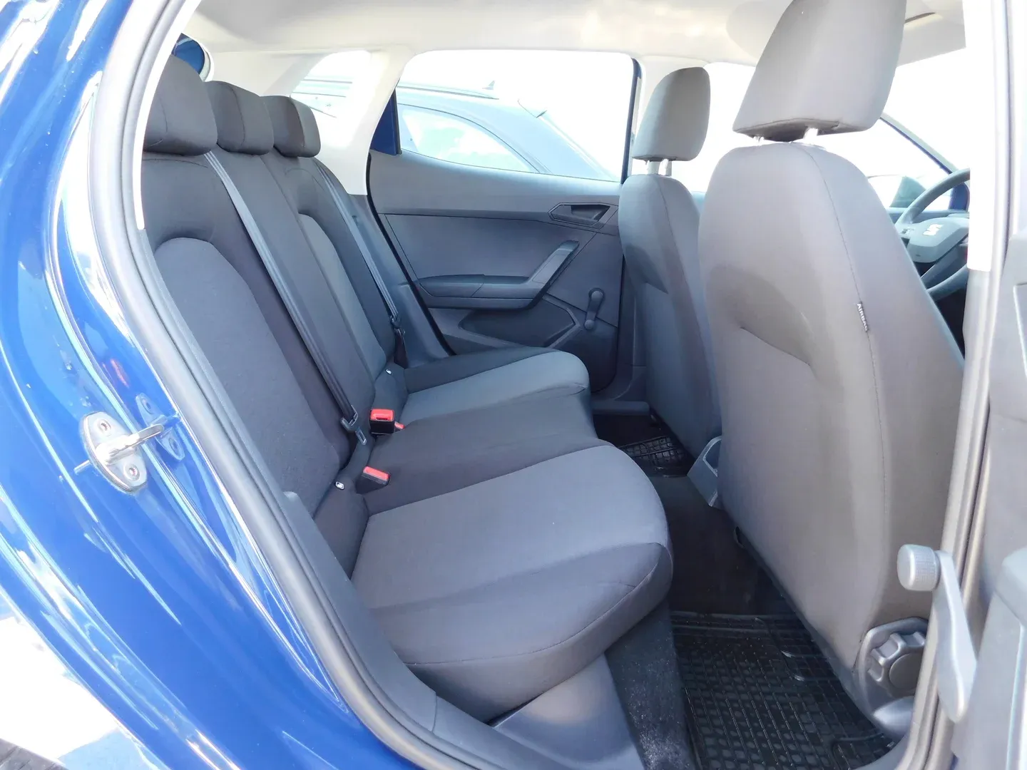 05960 seat ibiza 1.0 mpi 55kw reference - slika 10