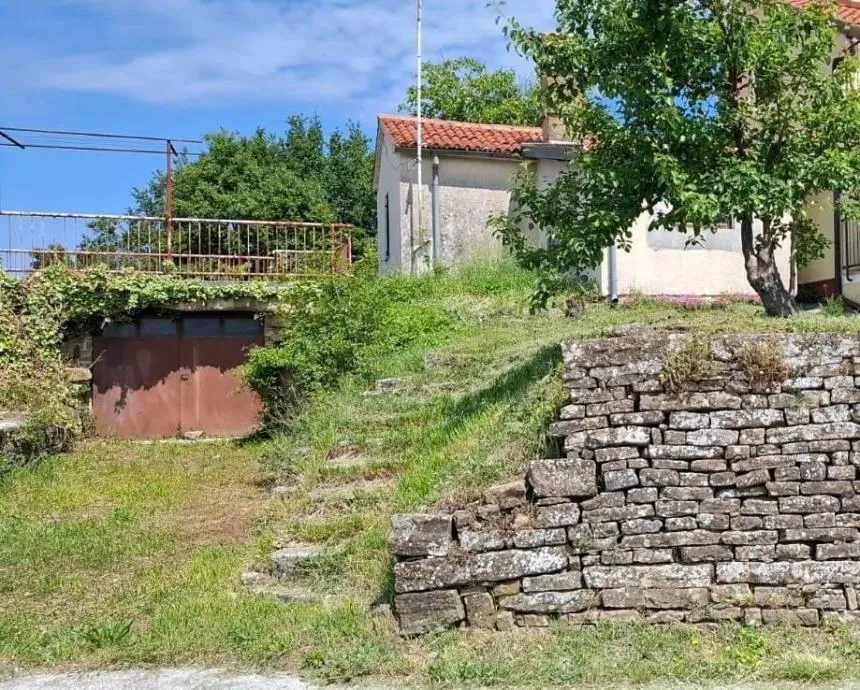 grožnjan-starina za adaptaciju pogled more (prodaja) - slika 3