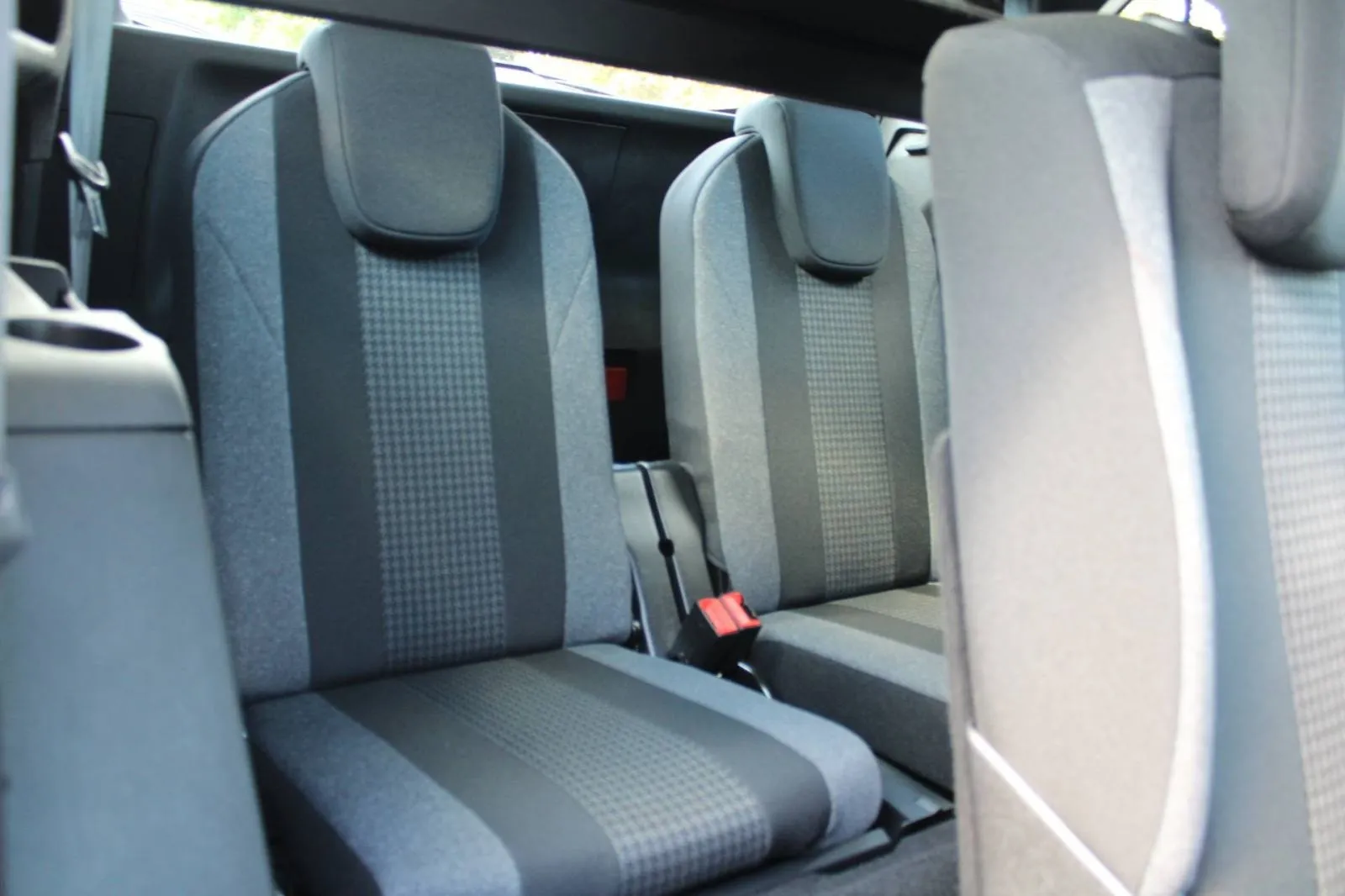 peugeot 5008 1.2 puretech automatik 7 sjedala *led, navigacija, kamera - slika 11