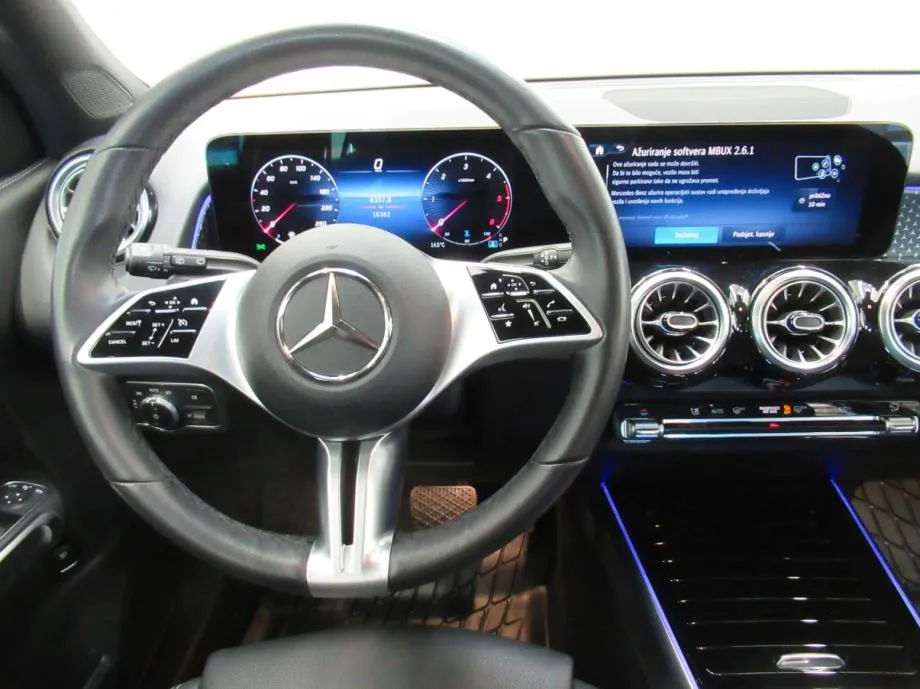 mercedes-benz glb 200 d progressive advanced plus **3 godine jamstva** - slika 14