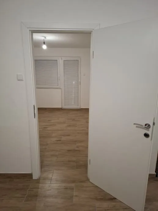 stan: postira, 99.00 m2, prizemlje sa vrtom i parkirnim mjestom - slika 14