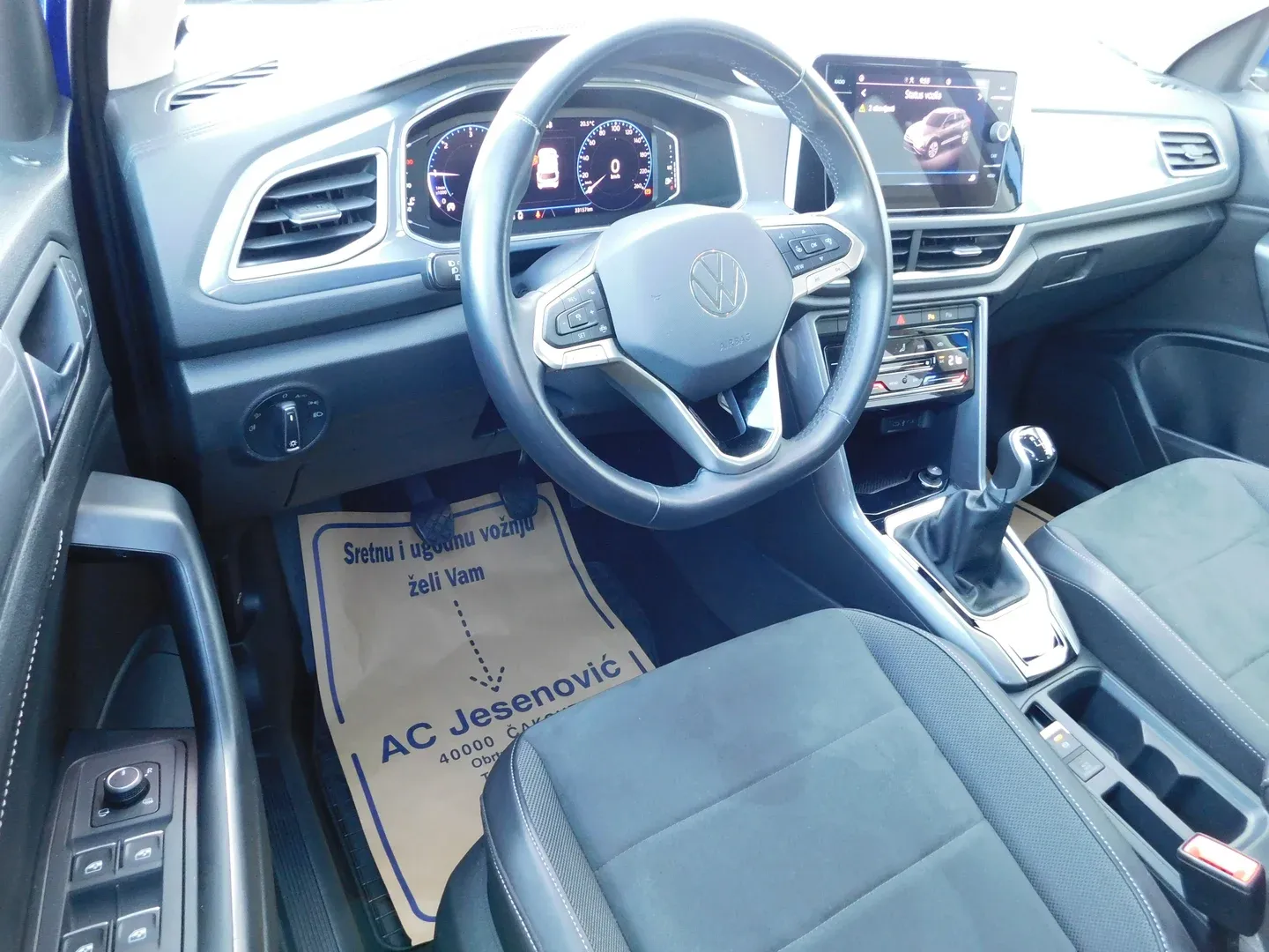 09231 volkswagen t-roc 2.0 tdi style - slika 9
