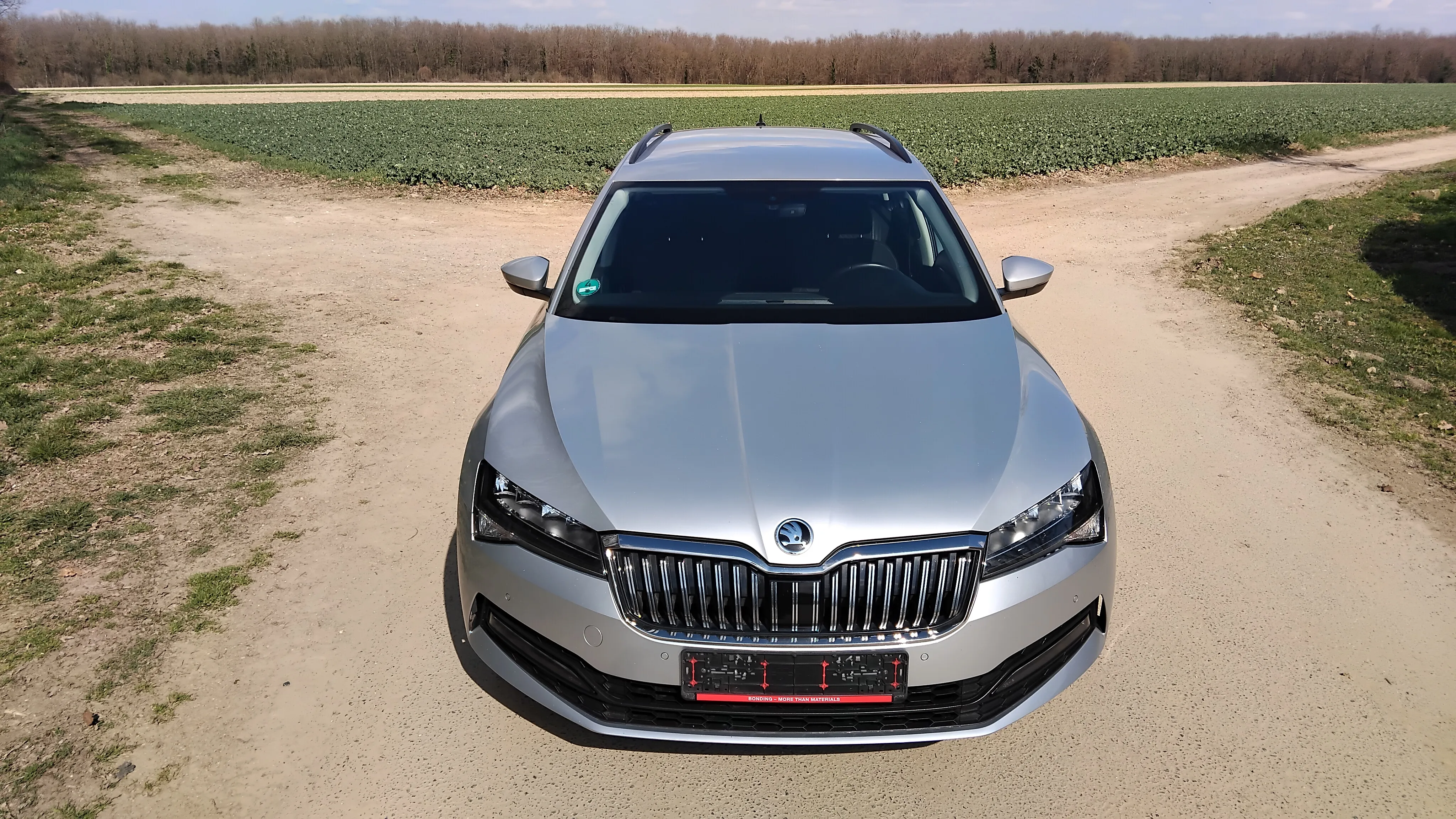 škoda superb combi 2,0tdi dsg, 2020god.140kw, 190ks - slika 1
