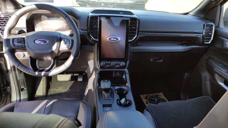 ford ranger d. cab wildtrak 4wd 2.0 tdci a_m automatik - slika 7