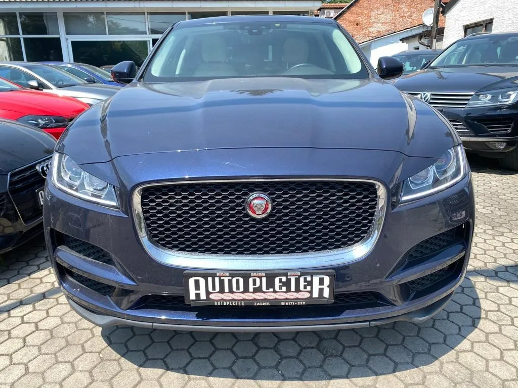 jaguar f-pace 2.0 d 4x4 automatik, navi, led, kamera, 4x garancija! - slika 2