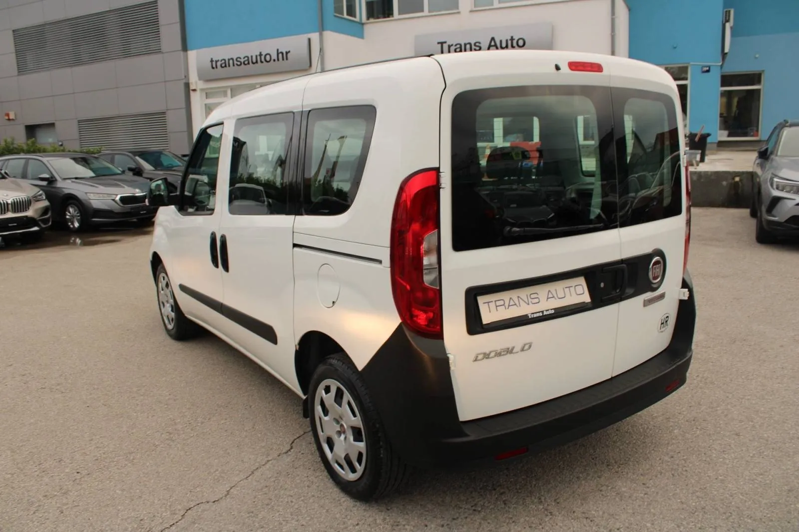 fiat doblo 1.6 mjt n1 - 5 sjedala, 2021 god. - slika 7