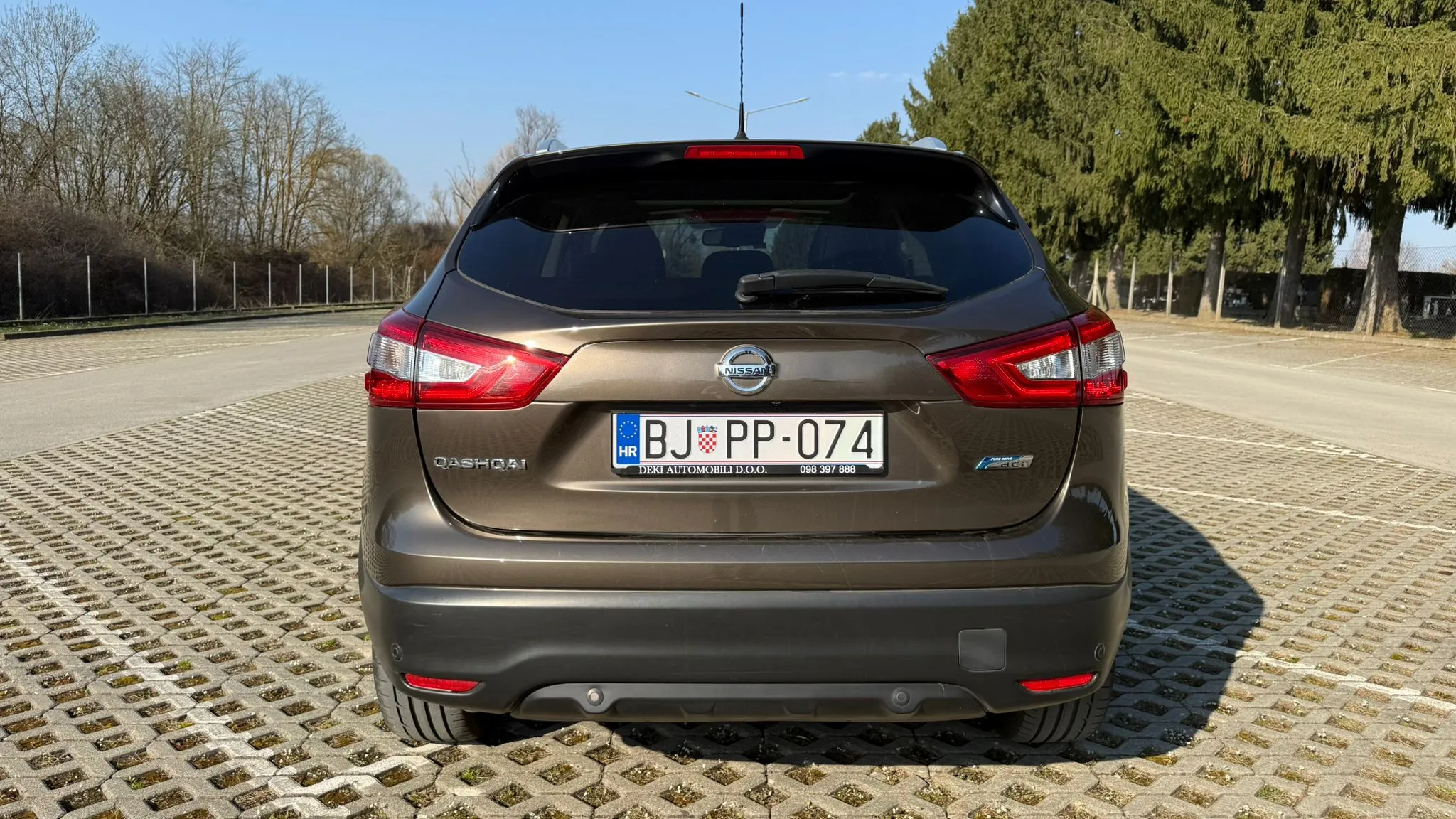 nissan qashqai 1,6 dci, tekna, panorama, top - slika 14