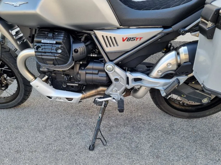 moto guzzi v 85 tt abs tcs, 2021 god. - slika 10
