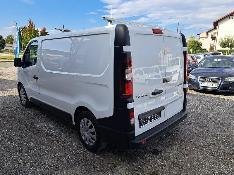 renault trafic 1.6 dci*klima*tempomat*navigacija*police* - slika 11