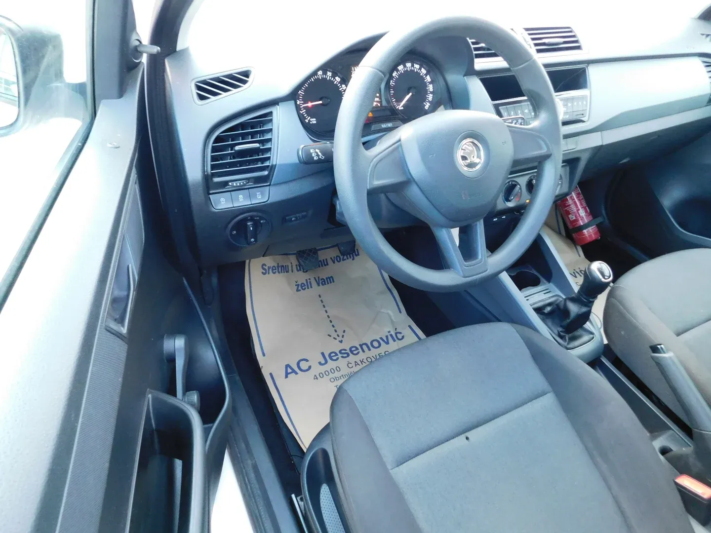 09964 škoda fabia active 1.4 tdi - slika 8